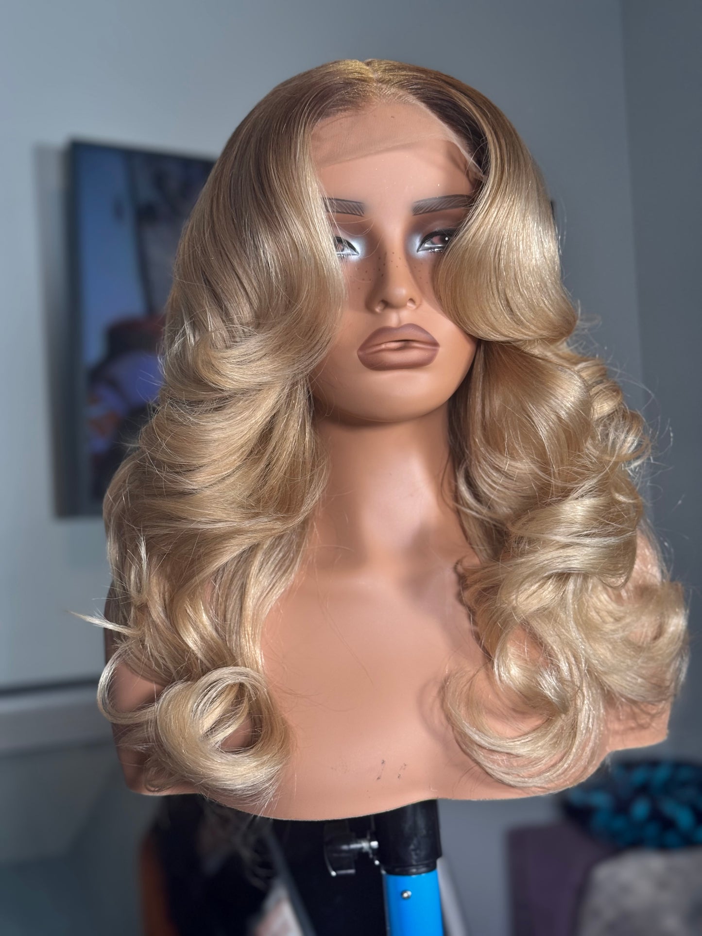 SARAH BLONDE