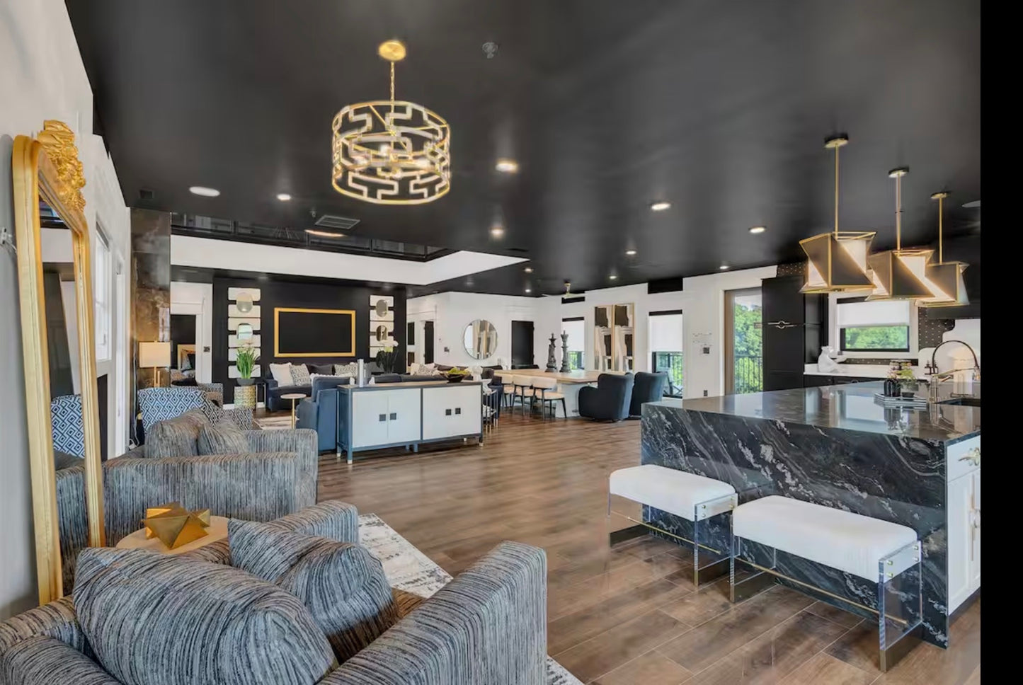 THE GLAMOURHEAD EXPERIENCE: All Inclusive Luxury Hairstylist Retreat (DEPOSIT ONLY)